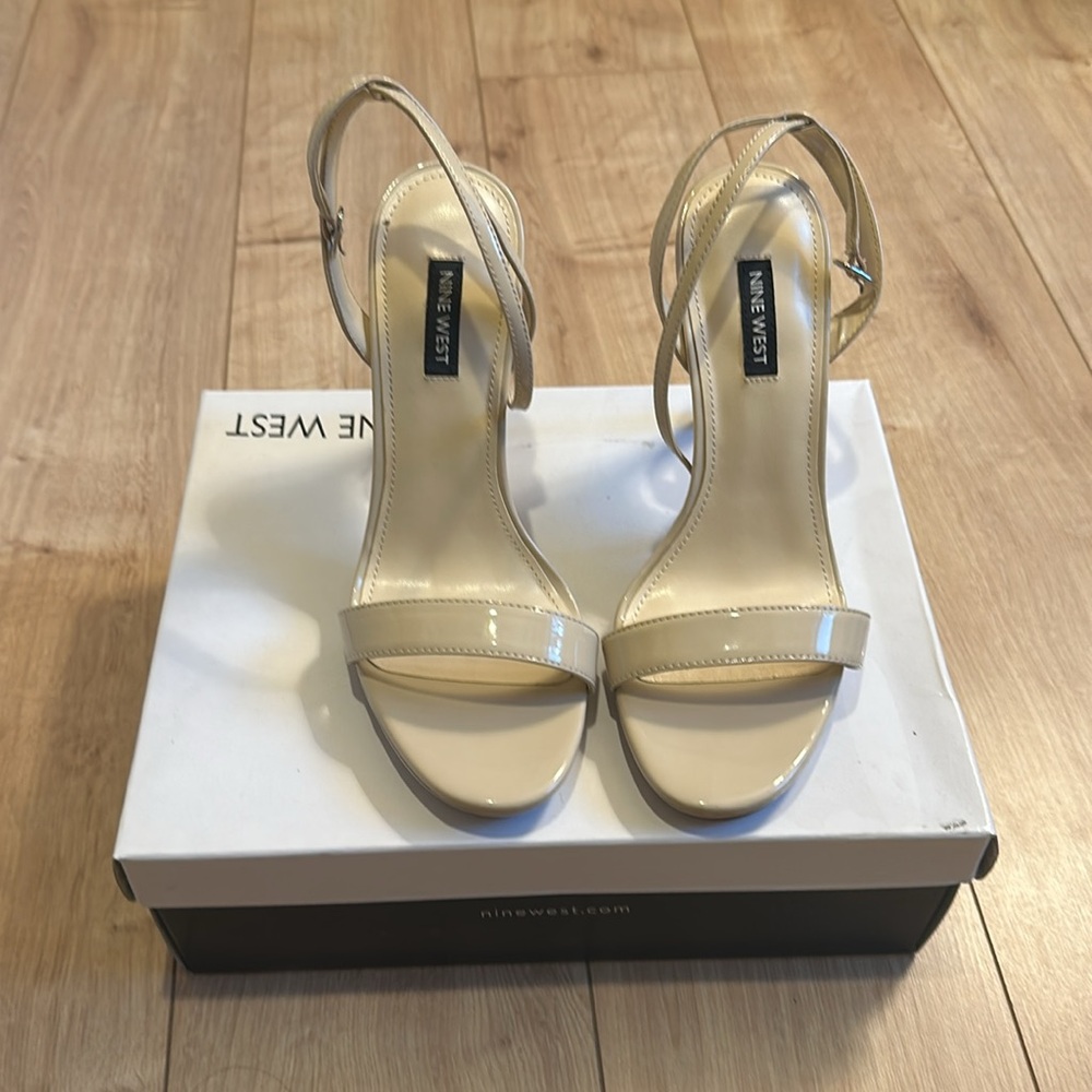 Nine West nude Loola ankle straps sandals